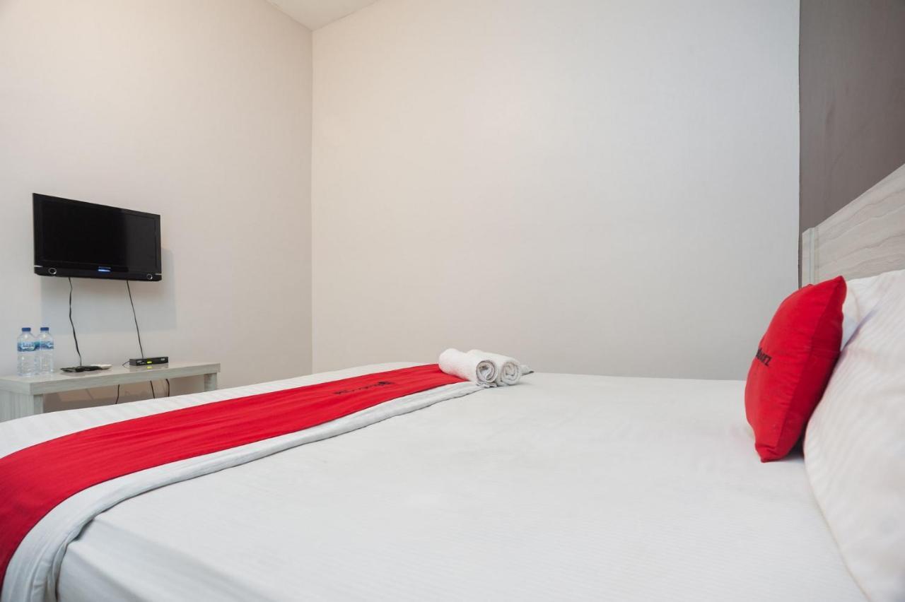 Reddoorz Syariah Near Taman Air Mancur Bogor Hotell Exteriör bild