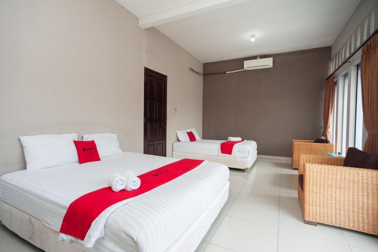 Reddoorz Syariah Near Taman Air Mancur Bogor Hotell Exteriör bild