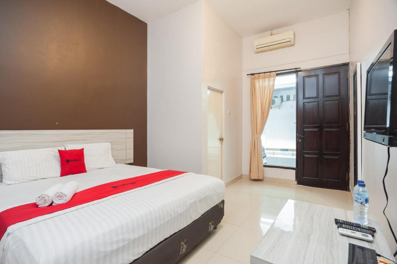 Reddoorz Syariah Near Taman Air Mancur Bogor Hotell Exteriör bild